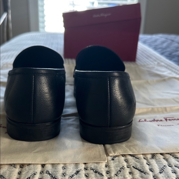 Salvatore Ferragamo Black Moccasin Leather Slip-On Loafers main image 8